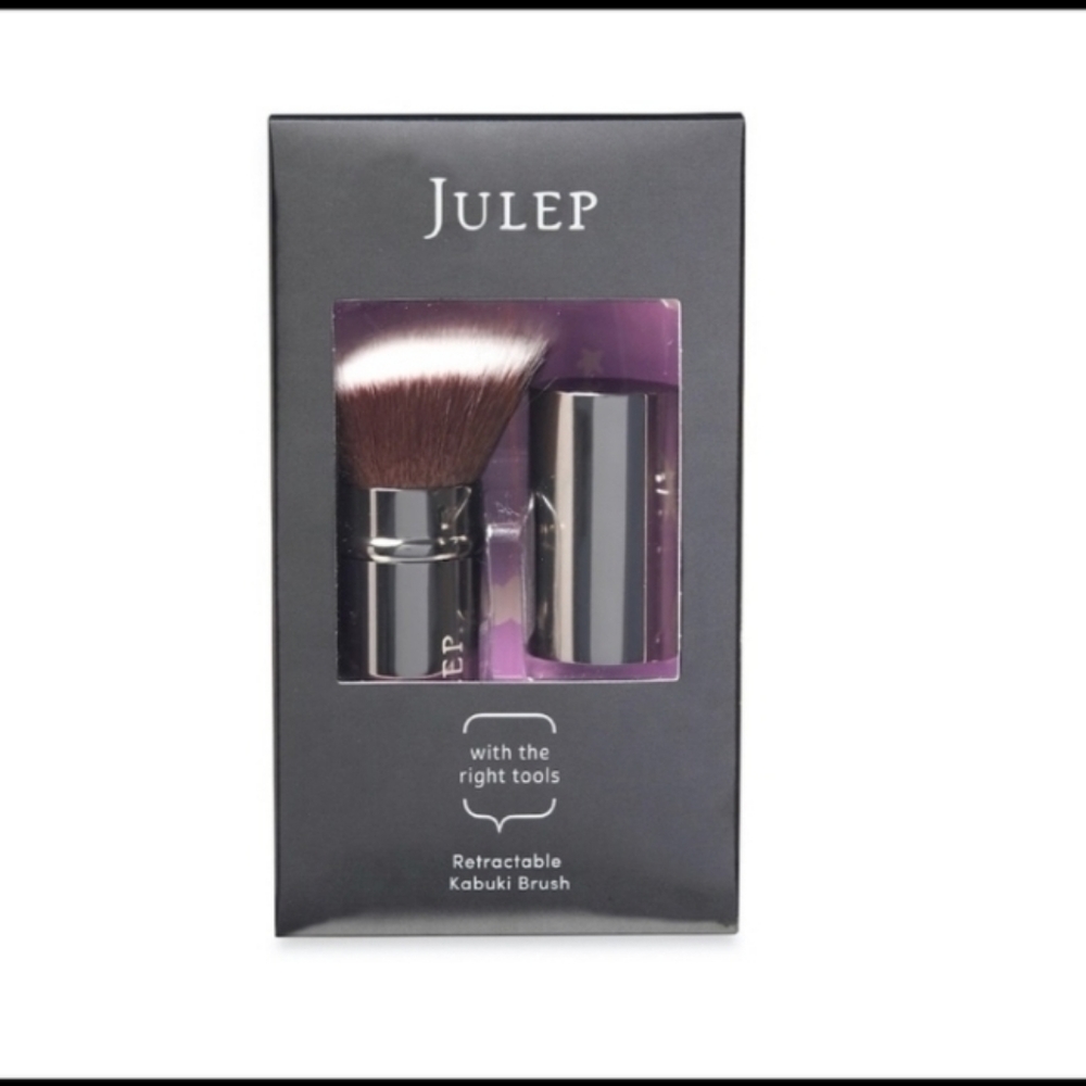 💥SALE!!! JULEP RETRACTABLE KABUKI BRUSH